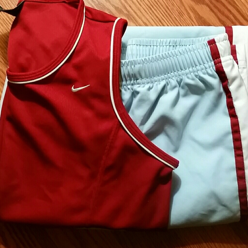 Dri-fit Nike tank and wind pant set